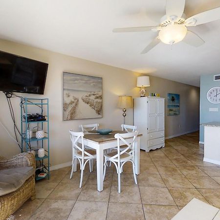 Crystal Sands III Destin Room photo