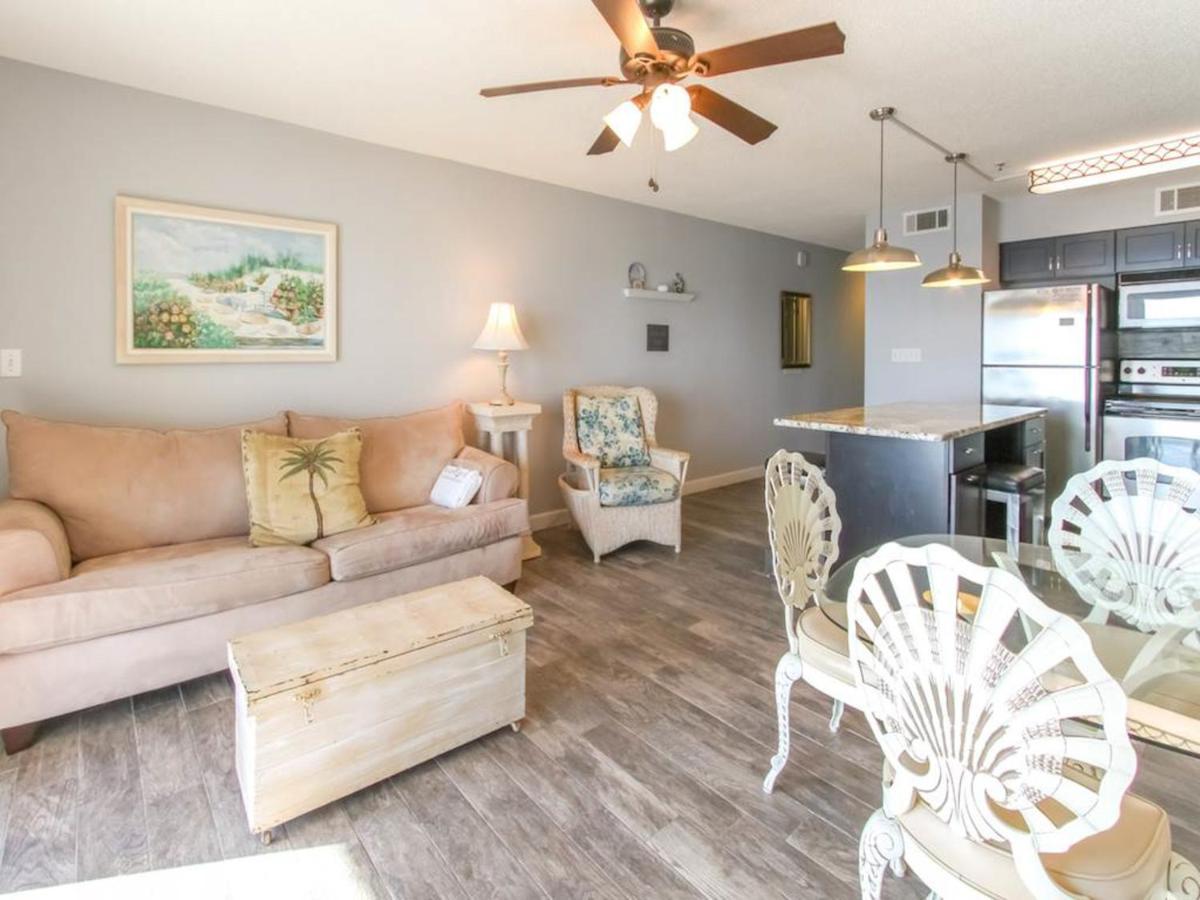 Crystal Sands III Destin Room photo